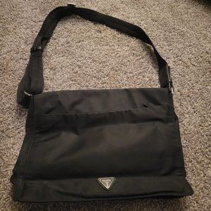 Guess unisex messenger bag